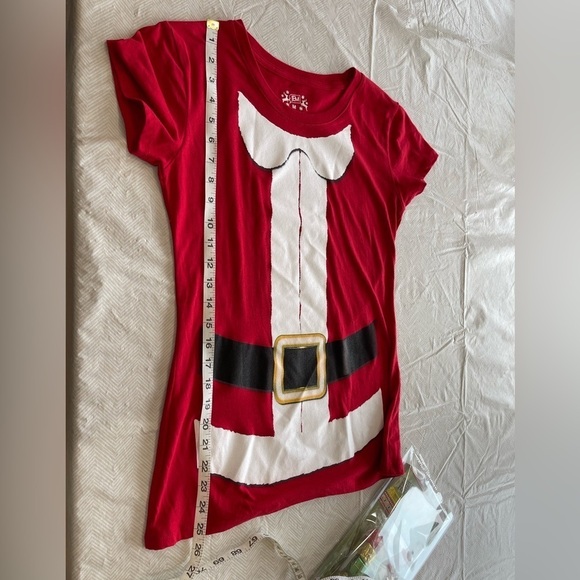 Jem design your own Christmas Tee shirt in a Junior M comes with decorations - Picture 9 of 16